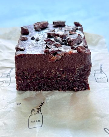 Chocolate Frosted No-Bake Brownies